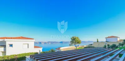 Stan 118 m², Crveni vrh - pogled na more i terasa - 8