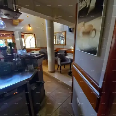 Poslovni prostor 245 m², Medulin - odlična lokacija