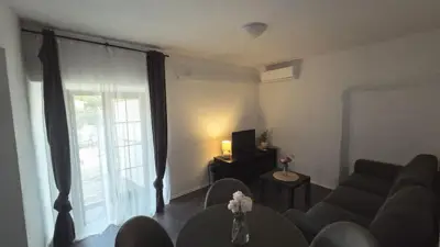 Steinhaus 155 m², Krnica - 3 Wohneinheiten - 18