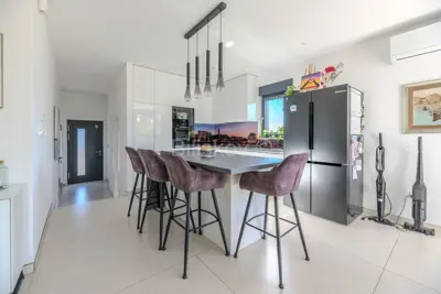 Wohnung 169 m², Donji Bukovac - Maisonette, 5 Zimmer - 4