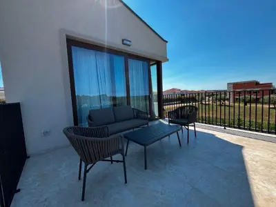 Vila 203 m², Tar-Vabriga - grijani bazen i pogled na more - 11