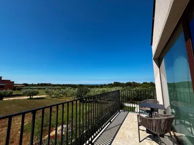 Vila 203 m², Tar-Vabriga - grijani bazen i pogled na more - 14