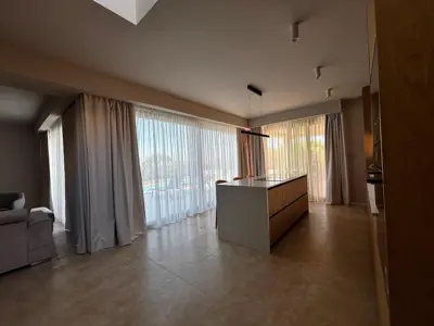Vila 203 m², Tar-Vabriga - grijani bazen i pogled na more - 21