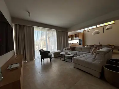 Vila 203 m², Tar-Vabriga - grijani bazen i pogled na more - 19
