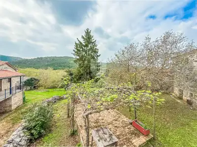 Häuser und Grundstück 720 m², Oprtalj - ruhige Umgebung - 22