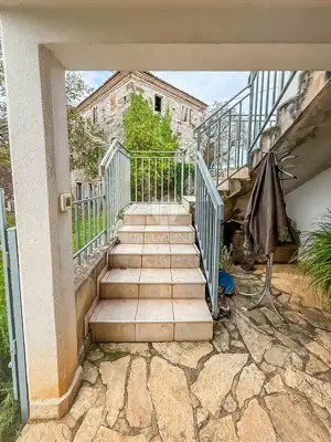 Häuser und Grundstück 720 m², Oprtalj - ruhige Umgebung - 20