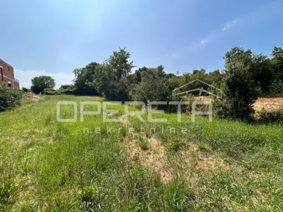 Građevinsko zemljište 1.750 m², Barban - mirno okruženje - 3