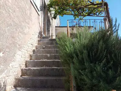 Two Istrian stone houses for renovation