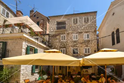 Residential-commercial building, Split center, next to Riva and Pjaca - 16