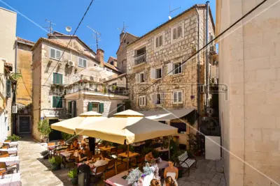 Residential-commercial building, Split center, next to Riva and Pjaca - 5