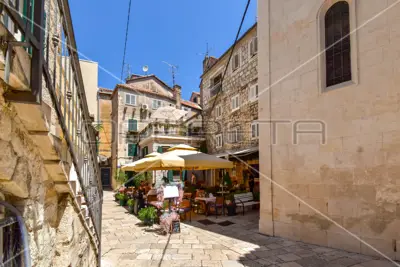 Residential-commercial building, Split center, next to Riva and Pjaca - 3