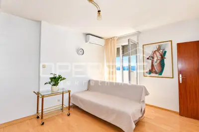 Stan 75,6 m², Križine, Split - pogled na more - 2