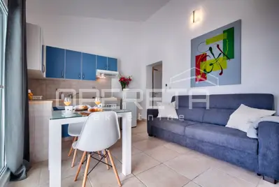House on Vis, near the sea, 3 newly renovated apartments - 11