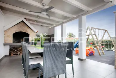 House on Vis, near the sea, 3 newly renovated apartments - 3