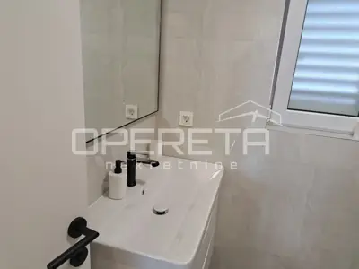 House on Vis, near the sea, 3 newly renovated apartments - 17