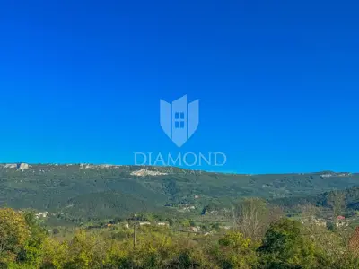 Građevinsko zemljište 2.122 m², Buzet okolica - otvoren pogled - 4