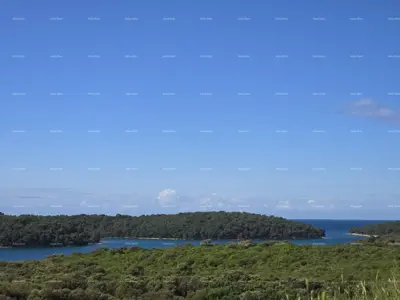 Građevinska parcela nedaleko od Pule! Pogled more!