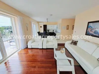 Kuća, Brač, 106 m², 750 000 € - 14