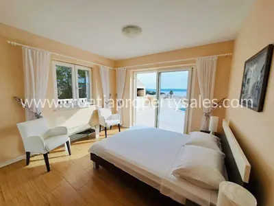 Kuća, Brač, 106 m², 750 000 € - 5