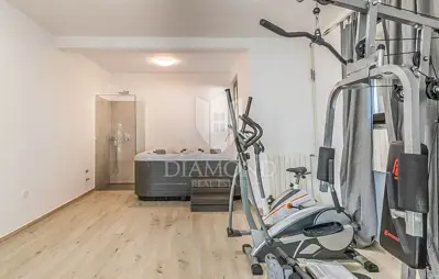 Kuća 342 m², Nova Veruda, turistička namjena - 15