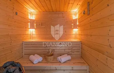 Kuća 342 m², Nova Veruda, turistička namjena - 12