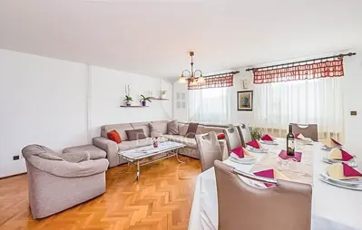 Kuća 342 m², Nova Veruda, turistička namjena - 14