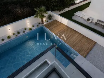 Villa 310 m², Sukošan - Meerblick und Pool - 5