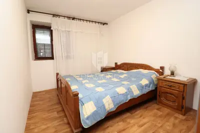 Stone house, Mrgani, 230 m² and yard - 11
