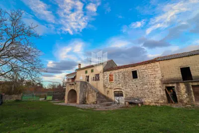 Stone house, Mrgani, 230 m² and yard - 7