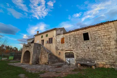 Stone house, Mrgani, 230 m² and yard - 5