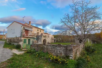 Stone house, Mrgani, 230 m² and yard - 3