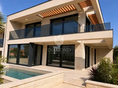 Vila 249 m², Umag - luksuzni resort uz more - 20