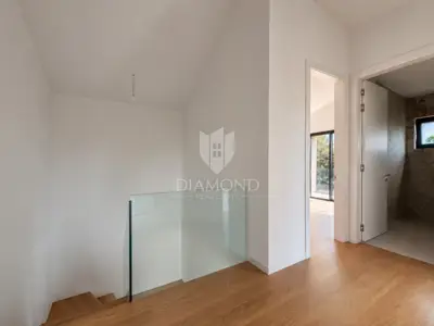 Vila 249 m², Umag - luksuzni resort uz more - 17
