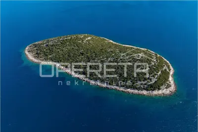 Land 9,378 m², Tribunj - island Dražemanski Veli