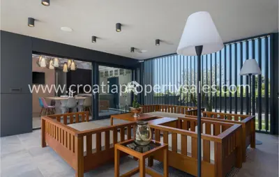 Vila 453 m², Zadar - privatnost i mir blizu mora - 9