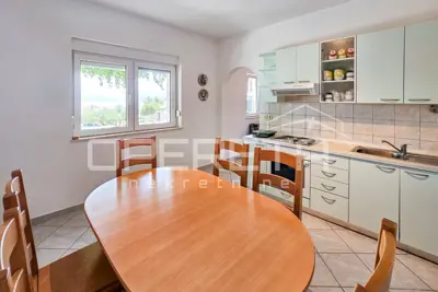Apartment 80 m², Stanići near Omiš, sea view - 12
