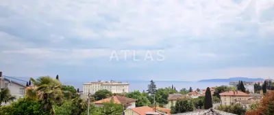 Kuća u Lovranu, pogled na more i ograđena okućnica - 2