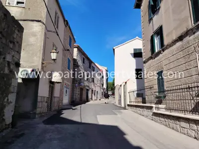 Kuća 140 m², Split - 3 min od Rive i Marjana