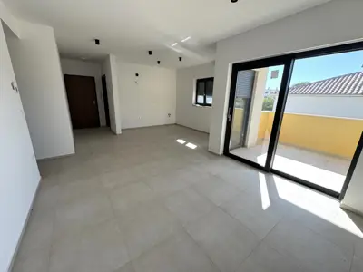 Stan 71 m², Štinjan, Pula - novogradnja s liftom