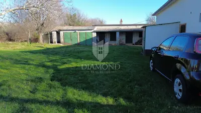 Kuća u Barbanu, 1.713 m² okućnice i vrt - 8