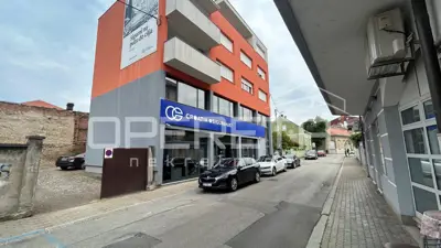 Commercial space 229 m², Slavonski Brod Center - excellent location - 16