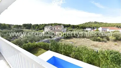 House in Šibenik, pool and garden, 150 m from the beach - 11