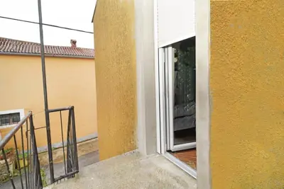 Kamena kuća 50 m², Marčana - mirna lokacija - 2