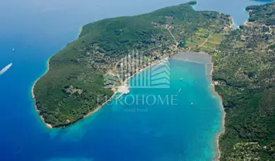 Building plot 1,110 m², Brbinj - first row to the sea - 3