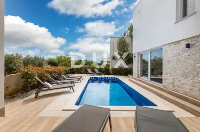 Haus 360 m², Fažana - Pool und Meerblick - 4