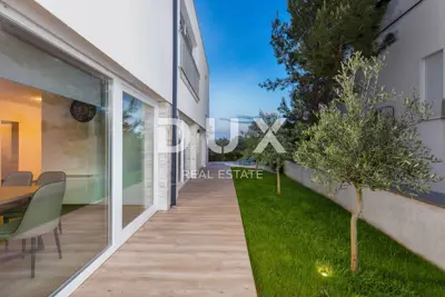 Haus 360 m², Fažana - Pool und Meerblick - 14