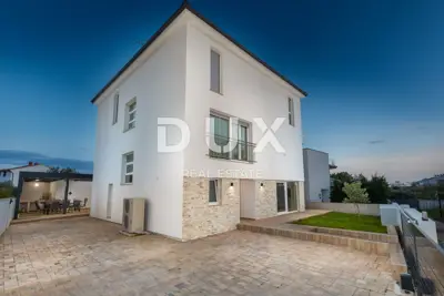 Haus 360 m², Fažana - Pool und Meerblick - 15