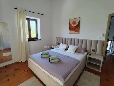 Villa in Svetvinčenat, beheizter Pool und authentischer istrischer Stil - 10