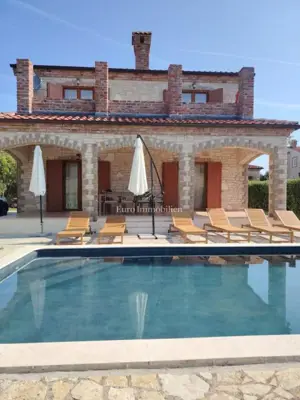 Villa in Svetvinčenat, beheizter Pool und authentischer istrischer Stil - 2