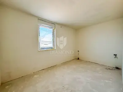 Stan 60 m², Umag - 2 spavaće sobe i lođa - 9